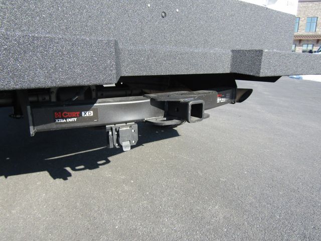 2017 Chevrolet Silverado 2500HD Crew Cab 4x4 with New 8' Knapheide Utility Bed