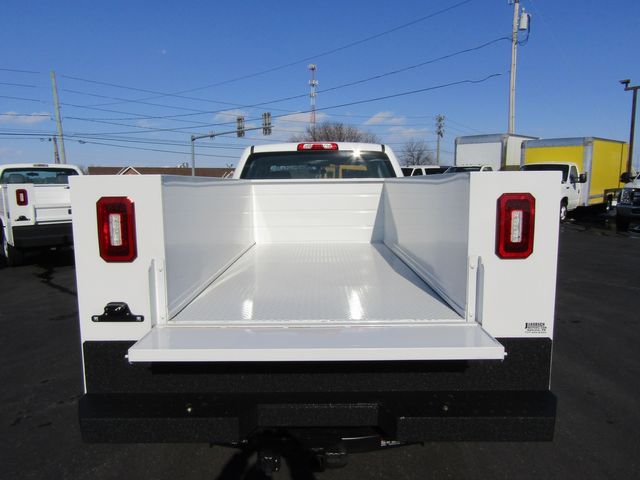 2017 Chevrolet Silverado 2500HD Crew Cab 4x4 with New 8' Knapheide Utility Bed