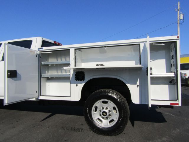 2017 Chevrolet Silverado 2500HD Crew Cab 4x4 with New 8' Knapheide Utility Bed 2017 Chevrolet Silverado 2500HD Crew Cab 4x4 with New 8' Knapheide Utility Bed