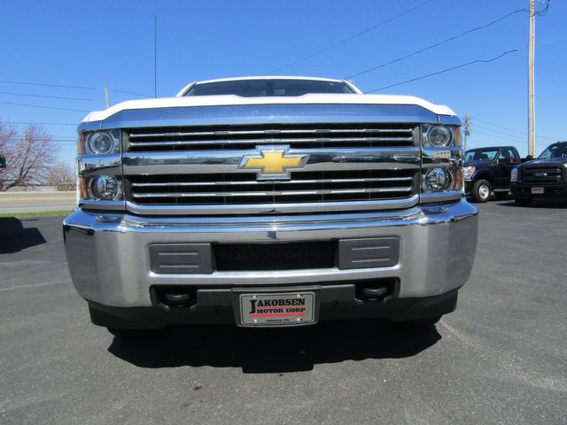 2017 Chevrolet Silverado 2500HD Crew Cab 4x4 with New 8' Knapheide Utility Bed