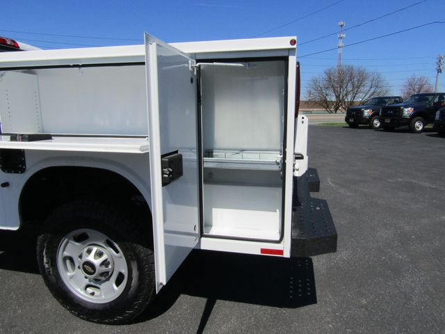 2017 Chevrolet Silverado 2500HD Crew Cab 4x4 with New 8' Knapheide Utility Bed 2017 Chevrolet Silverado 2500HD Crew Cab 4x4 with New 8' Knapheide Utility Bed