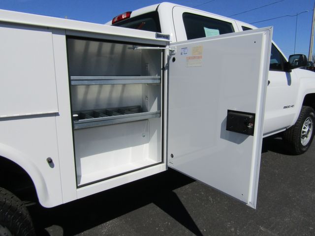 2017 Chevrolet Silverado 2500HD Crew Cab 4x4 with New 8' Knapheide Utility Bed 2017 Chevrolet Silverado 2500HD Crew Cab 4x4 with New 8' Knapheide Utility Bed