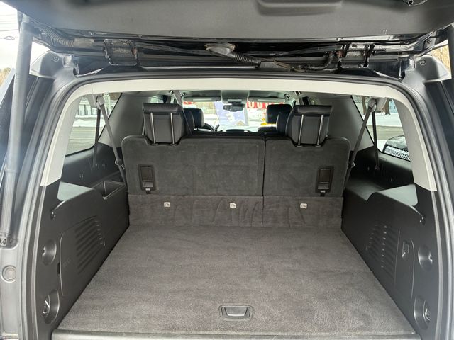 2017 Chevrolet Suburban LT 4X4 | Ontario, OH | New Haven Auto Sales