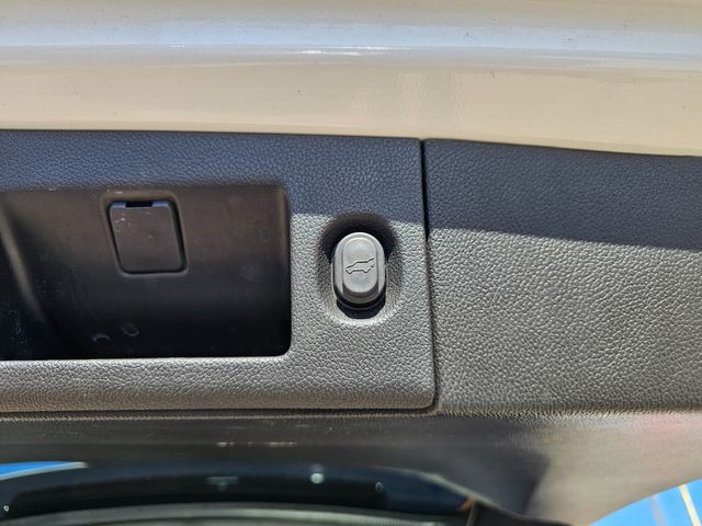 2017 Chevrolet Tahoe Premier | Brownsville TX | English Motors 2017 Chevrolet Tahoe Premier | Brownsville TX | English Motors