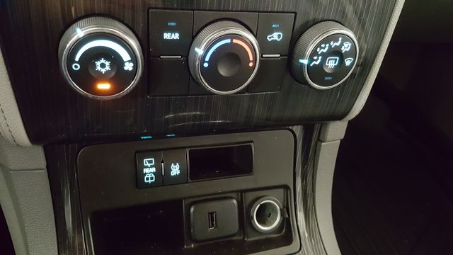 2017 Chevrolet Traverse LT | Carrollton, TX | Legend Motorcars of Carrollton