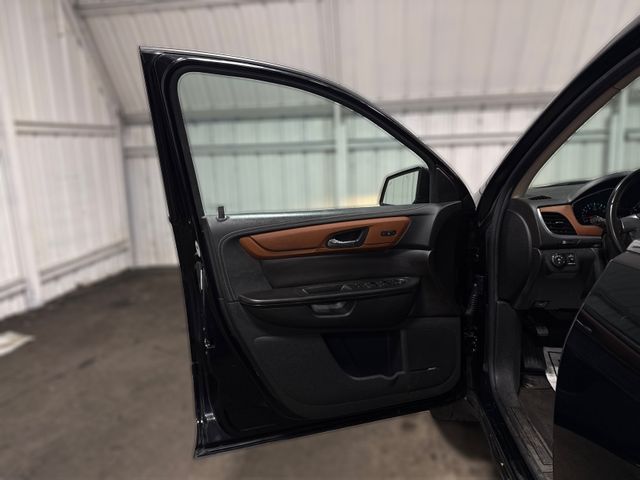 2017 Chevrolet TRAVERSE LT | Houston, TX | Texas Star Motors 2017 Chevrolet TRAVERSE LT | Houston, TX | Texas Star Motors