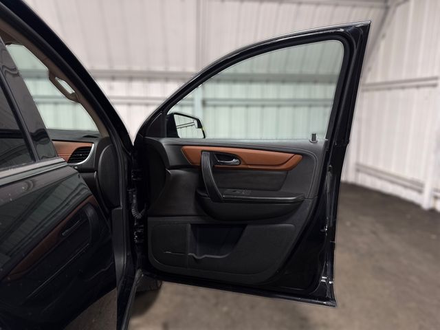 2017 Chevrolet TRAVERSE LT | Houston, TX | Texas Star Motors 2017 Chevrolet TRAVERSE LT | Houston, TX | Texas Star Motors