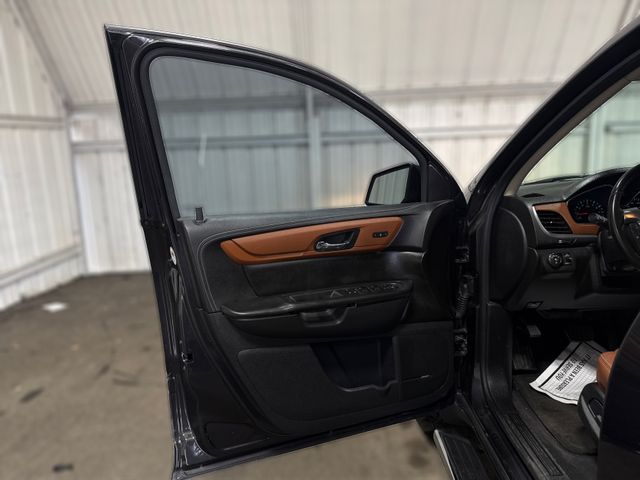 2017 Chevrolet TRAVERSE LT | Houston, TX | Texas Star Motors 2017 Chevrolet TRAVERSE LT | Houston, TX | Texas Star Motors