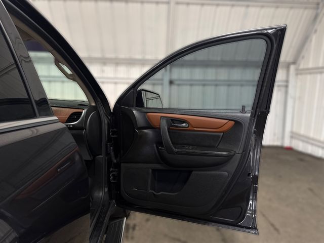 2017 Chevrolet TRAVERSE LT 2017 Chevrolet TRAVERSE LT