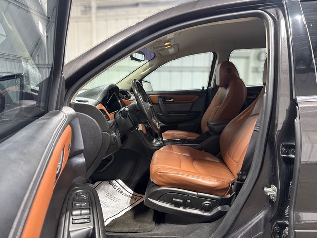 2017 Chevrolet TRAVERSE LT | Houston, TX | Texas Star Motors