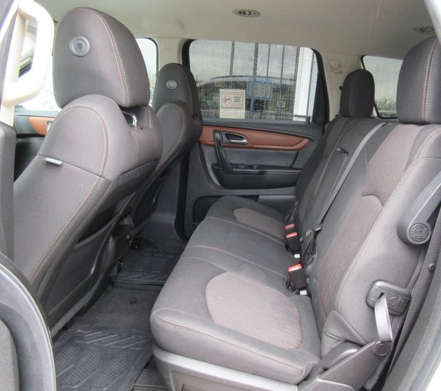 2017 Chevrolet Traverse LT | south houston, TX | Carnes Motor Company