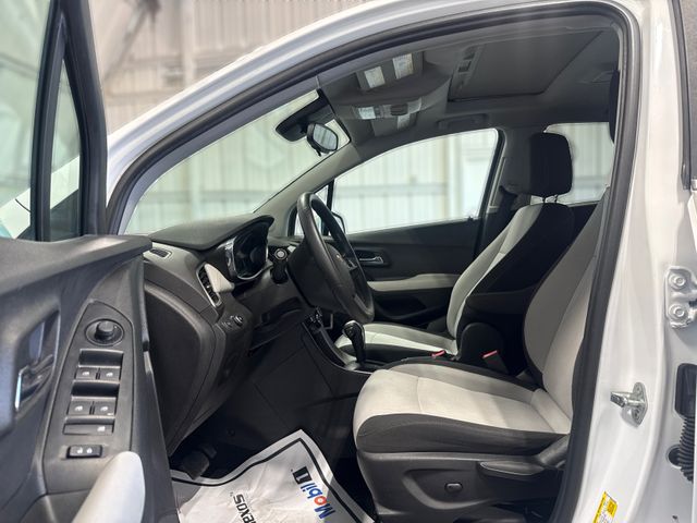 2017 Chevrolet TRAX 1LT | Houston, TX | Texas Star Motors 2017 Chevrolet TRAX 1LT | Houston, TX | Texas Star Motors