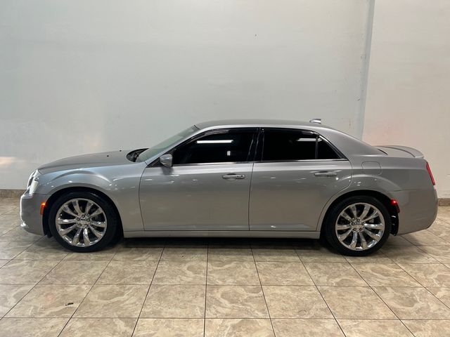 2017 Chrysler 300 Limited