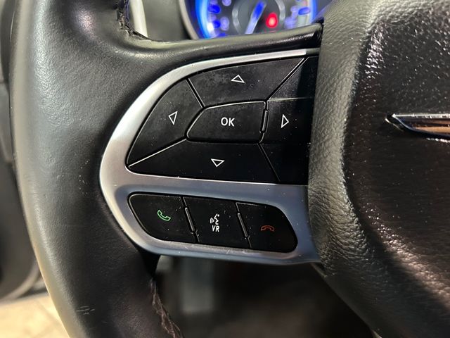 2017 Chrysler 300 Limited