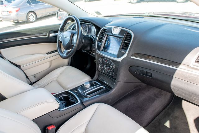 2017 Chrysler 300 Limited | Great Falls, Montana | Bleskin Motor Company 2017 Chrysler 300 Limited | Great Falls, Montana | Bleskin Motor Company