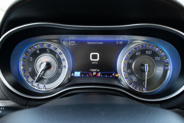 2017 Chrysler 300 Limited | Great Falls, Montana | Bleskin Motor Company 2017 Chrysler 300 Limited | Great Falls, Montana | Bleskin Motor Company