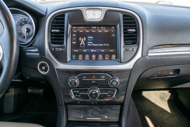 2017 Chrysler 300 Limited | Great Falls, Montana | Bleskin Motor Company 2017 Chrysler 300 Limited | Great Falls, Montana | Bleskin Motor Company