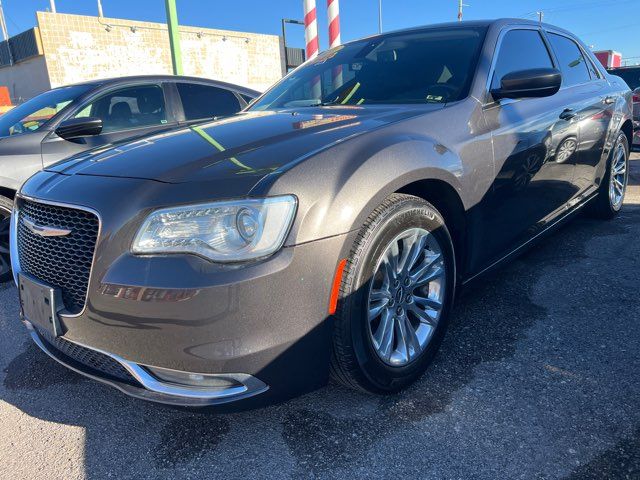 2017 Chrysler 300
