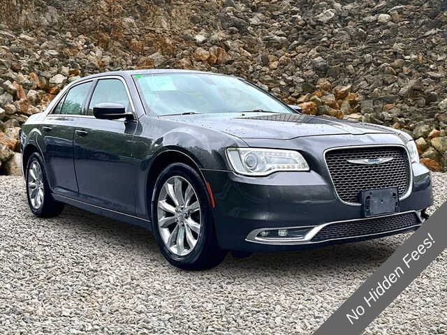 2017 Chrysler 300 Limited
