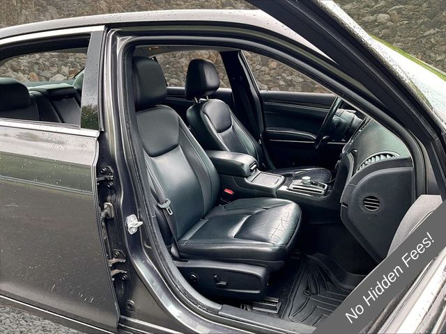 2017 Chrysler 300 Limited