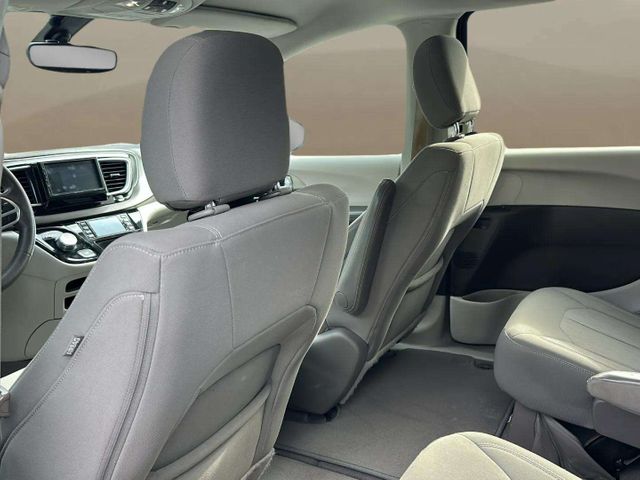 2017 Chrysler Pacifica Touring | Alpharetta, GA | Star Motors 2017 Chrysler Pacifica Touring | Alpharetta, GA | Star Motors