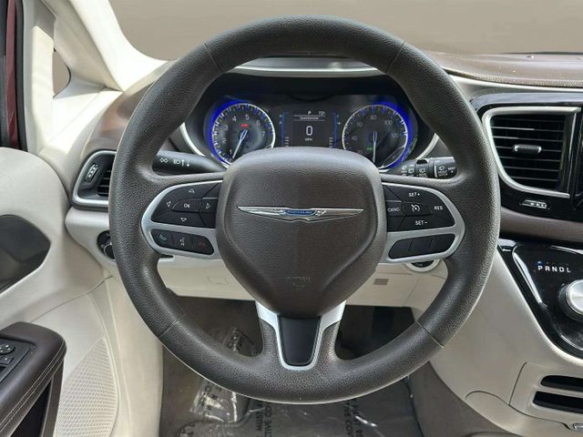 2017 Chrysler Pacifica Touring | Alpharetta, GA | Star Motors 2017 Chrysler Pacifica Touring | Alpharetta, GA | Star Motors