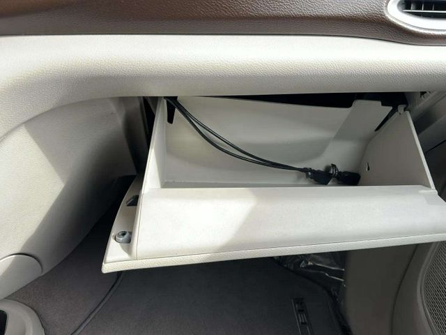 2017 Chrysler Pacifica Touring | Alpharetta, GA | Star Motors 2017 Chrysler Pacifica Touring | Alpharetta, GA | Star Motors