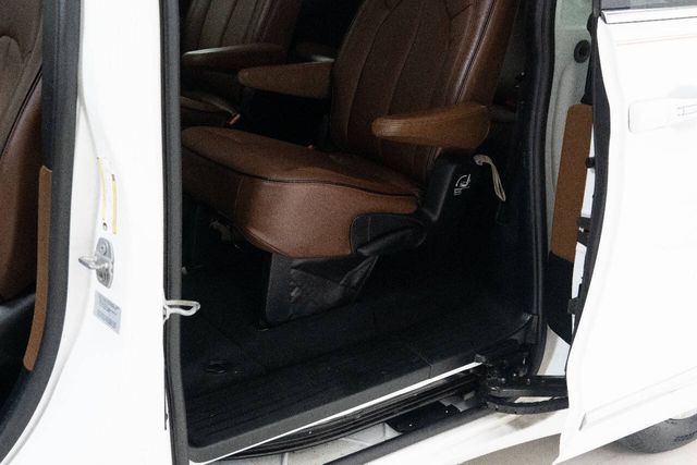 2017 Chrysler Pacifica Limited | Houston, TX | Houston Auto Credit 2017 Chrysler Pacifica Limited | Houston, TX | Houston Auto Credit