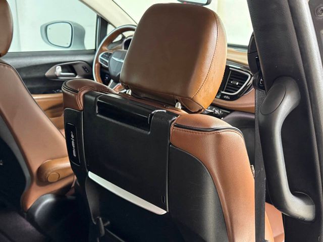 2017 Chrysler Pacifica Limited | Houston, TX | Houston Auto Credit 2017 Chrysler Pacifica Limited | Houston, TX | Houston Auto Credit