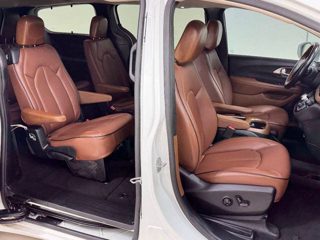 2017 Chrysler Pacifica Limited | Houston, TX | Houston Auto Credit 2017 Chrysler Pacifica Limited | Houston, TX | Houston Auto Credit