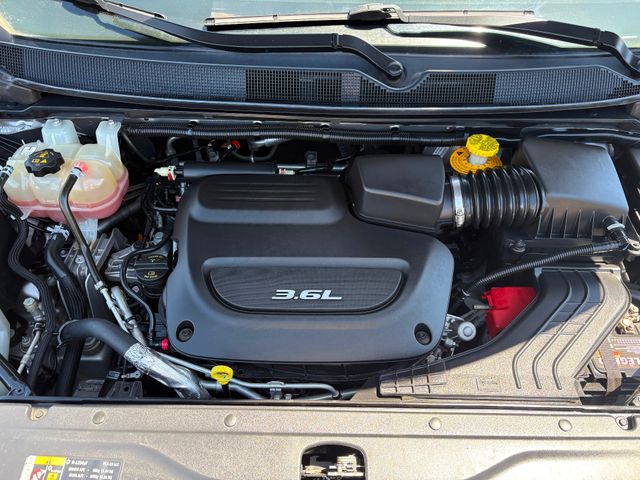 2017 Chrysler Pacifica LX