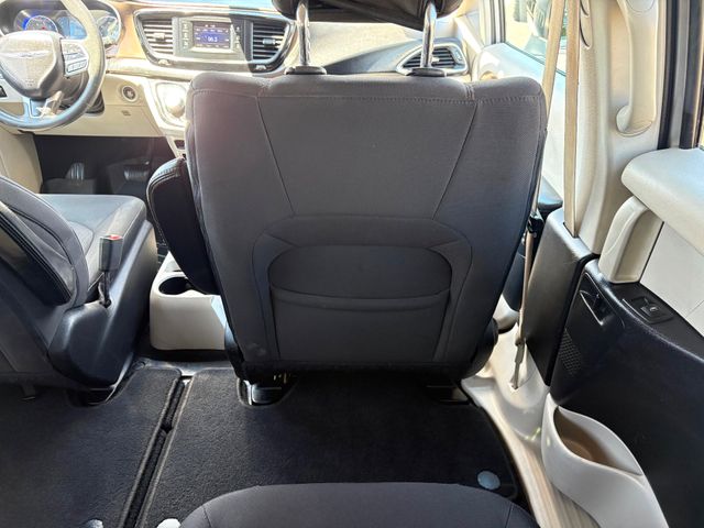 2017 Chrysler Pacifica LX 2017 Chrysler Pacifica LX