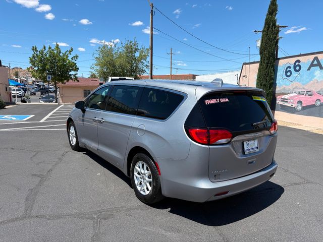 2017 Chrysler Pacifica LX 2017 Chrysler Pacifica LX