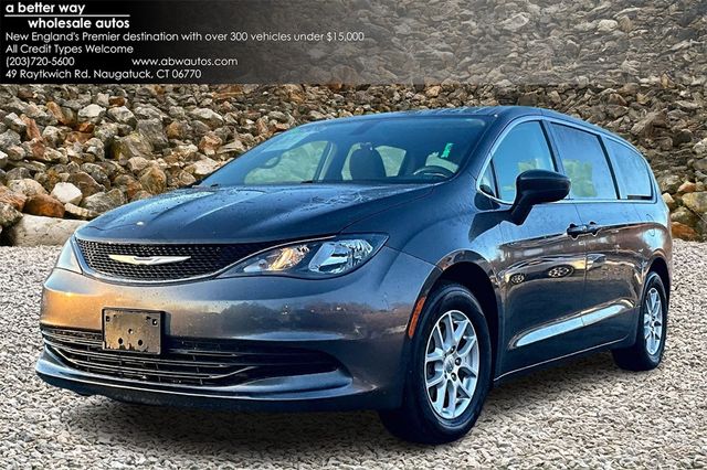 2017 Chrysler Pacifica LX | Naugatuck, Connecticut | A Better Way Wholesale Autos-CT