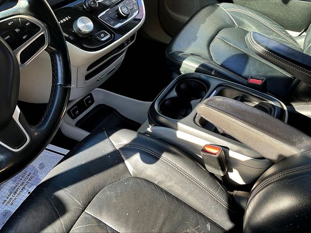 2017 Chrysler Pacifica Touring Plus