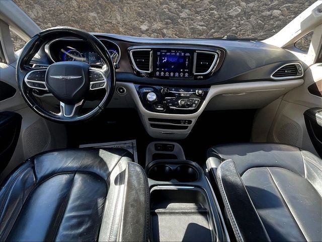 2017 Chrysler Pacifica Touring Plus