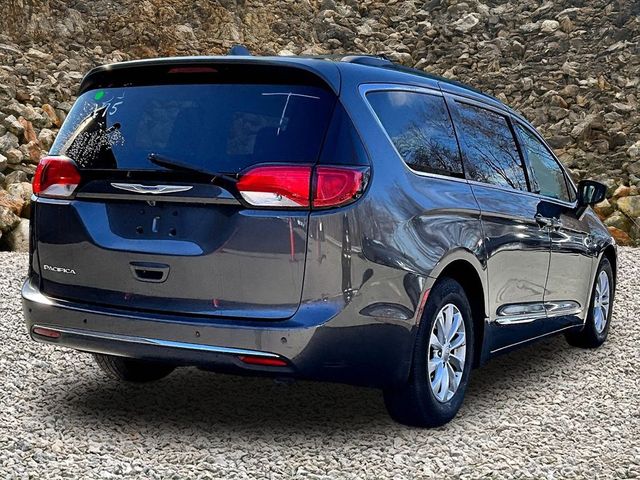 2017 Chrysler Pacifica Touring Plus