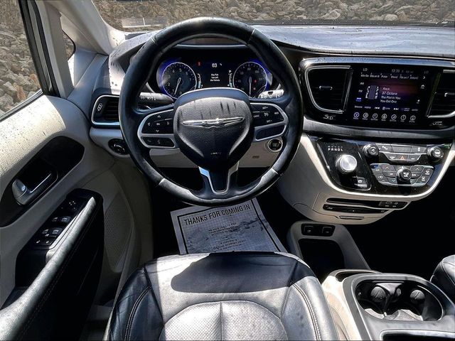2017 Chrysler Pacifica Touring-L Plus