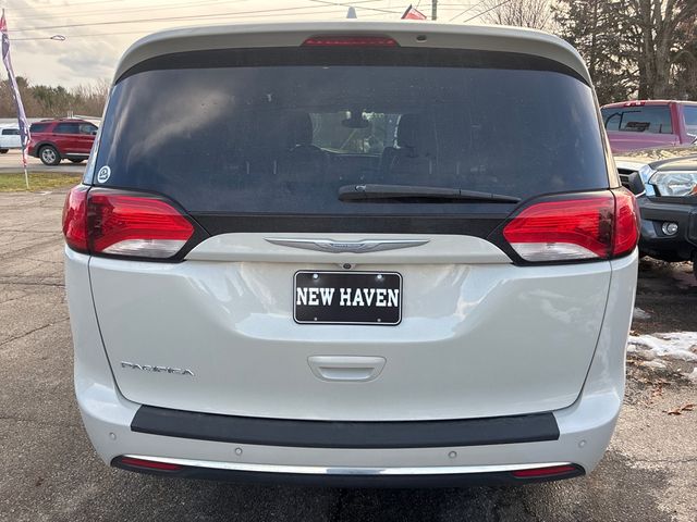 2017 Chrysler Pacifica Touring-L Plus | Ontario, OH | New Haven Auto Sales 2017 Chrysler Pacifica Touring-L Plus | Ontario, OH | New Haven Auto Sales