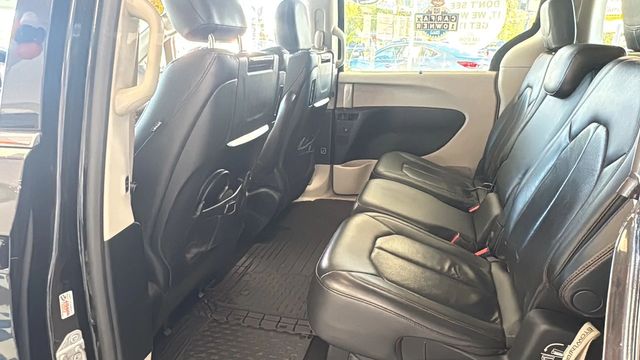 2017 Chrysler Pacifica Touring-L Plus | Rome, GA | Knight's Car Store