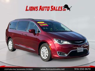 2017 Chrysler Pacifica Touring-L | Sacramento, CA | Lions Auto Sales  in Sacramento, CA 95825