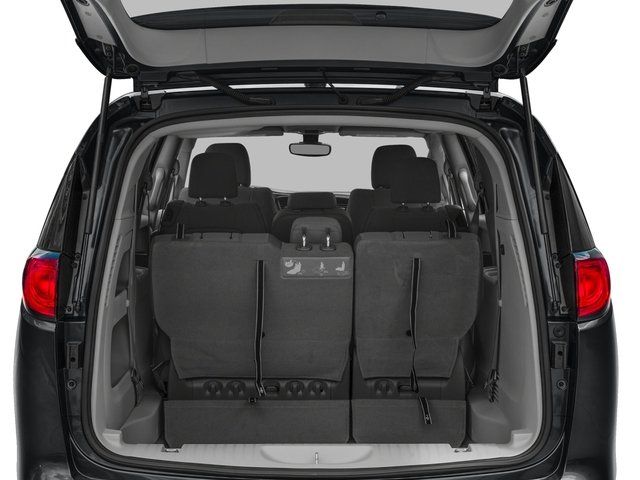 2017 Chrysler Pacifica Touring 3rd row