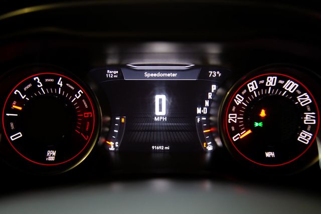 2017 Dodge Challenger R/T 5.7L V8 HEMI MDS 