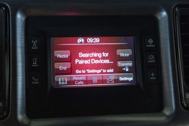 2017 Dodge Challenger R/T 5.7L V8 HEMI MDS 