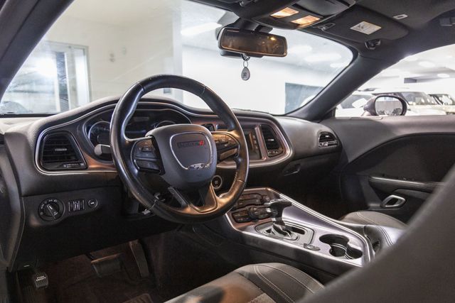 2017 Dodge Challenger R/T 5.7L V8 HEMI MDS 