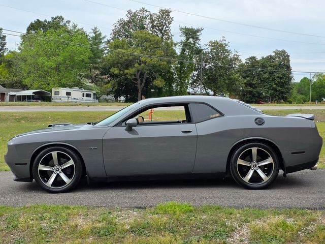 2017 Dodge Challenger R/T Shaker