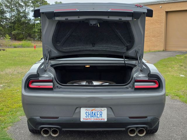 2017 Dodge Challenger R/T Shaker
