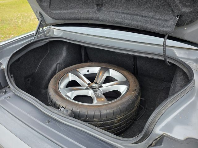 2017 Dodge Challenger R/T Shaker