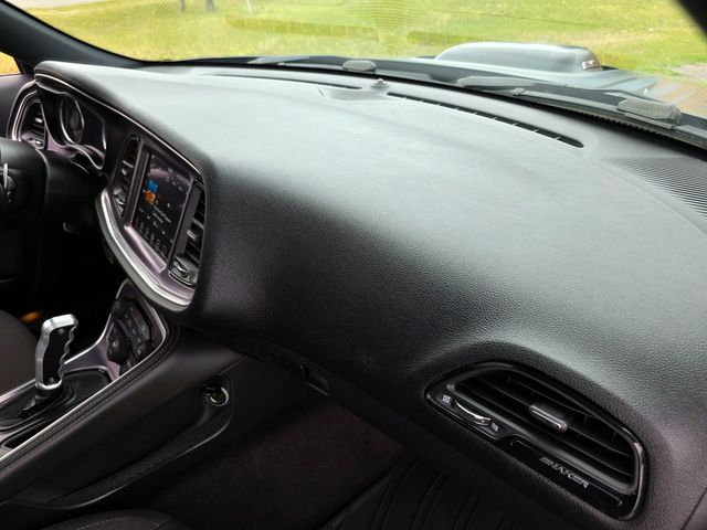 2017 Dodge Challenger R/T Shaker