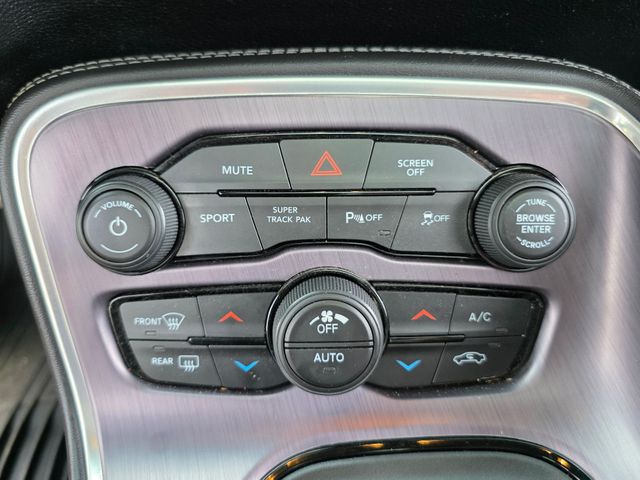 2017 Dodge Challenger R/T Shaker